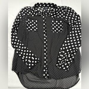 Button Front Polka Dot Blouse Torrid Women’s Size 0 Black and White